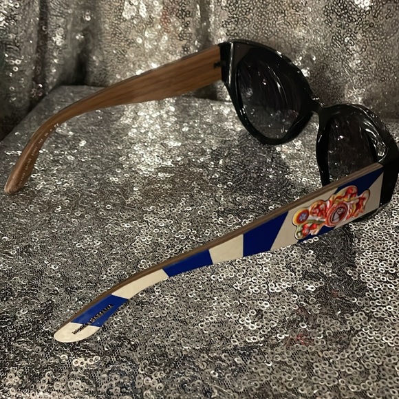 Dolce & Gabbana Full Inclusion Sunglasses - Picture 5 of 16